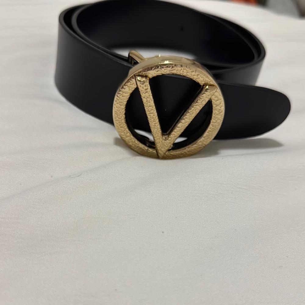Valentino Milano belt size small